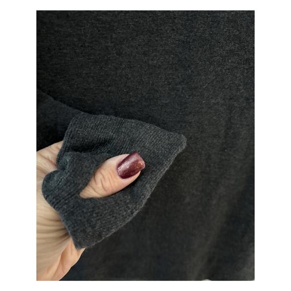 Athleta Coaster Luxe V-Neck Sweatshirt Darkest Gray Size Small - Picture 10 of 12